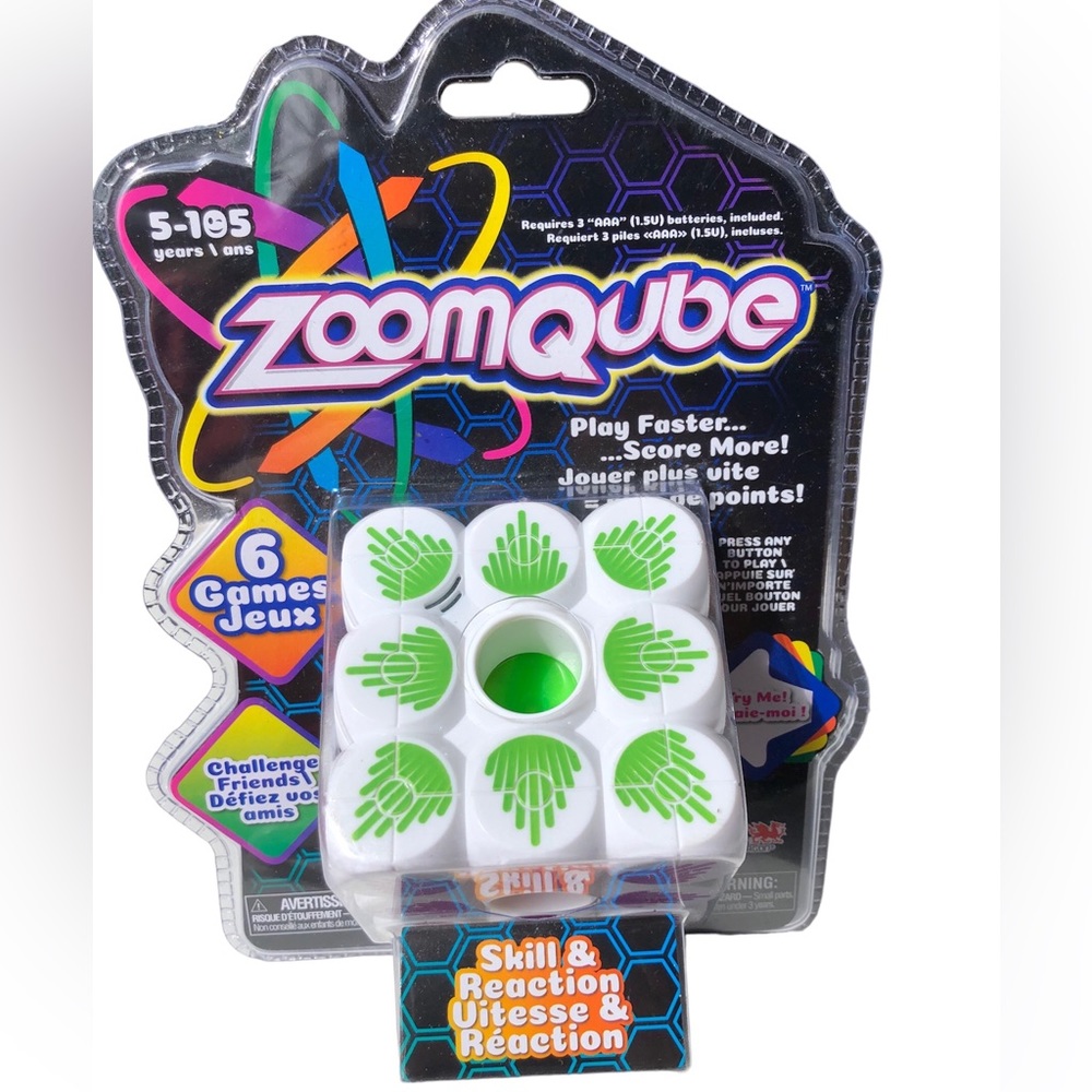 Imports Dragon ZoomQube Electronic Qube Game, Needs Batteries New